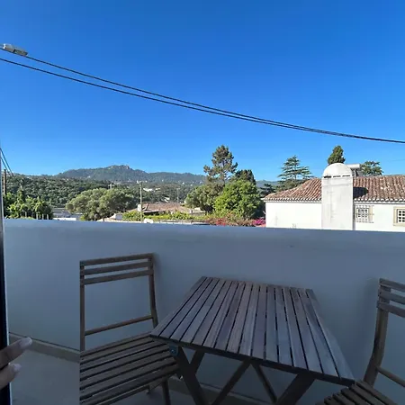 Cabriz White House Sintra