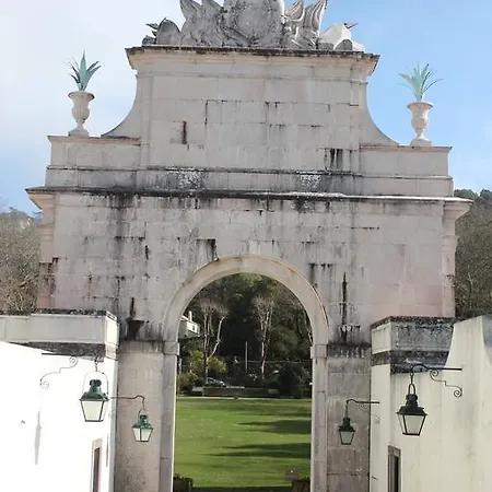 Cabriz White House Sintra